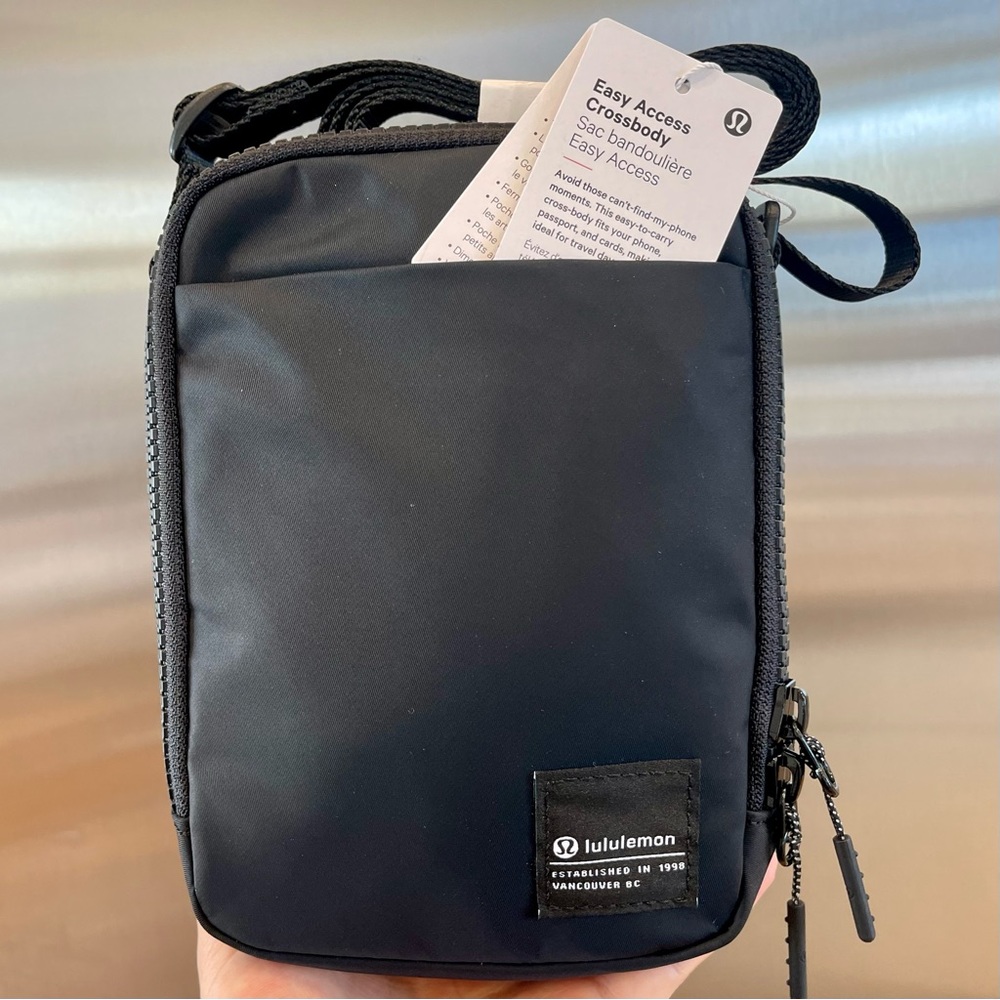 NWT Lululemon Easy Access Crossbody Bag 1.5L in black ( RARE ) - Picture 3 of 16